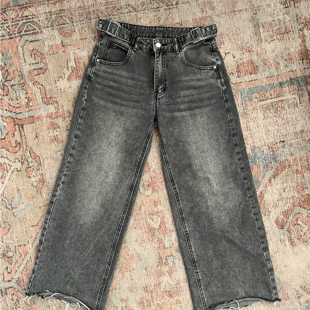 Stylish High-Rise Gray Jeans